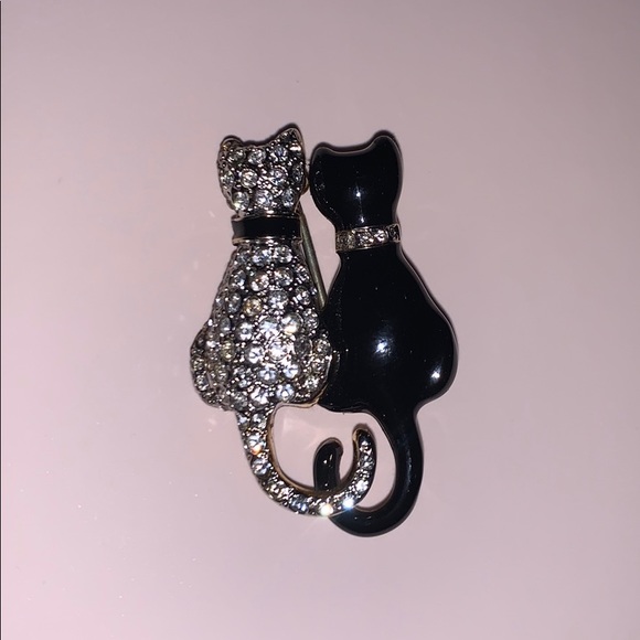 Judith Jack Jewelry - Judith Jack Double Cat Brooch